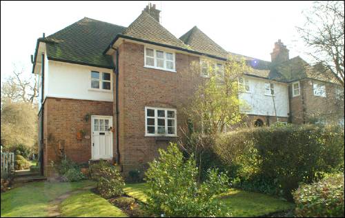 110 Erskine Hill